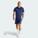 IS1018_25_outfit.webp